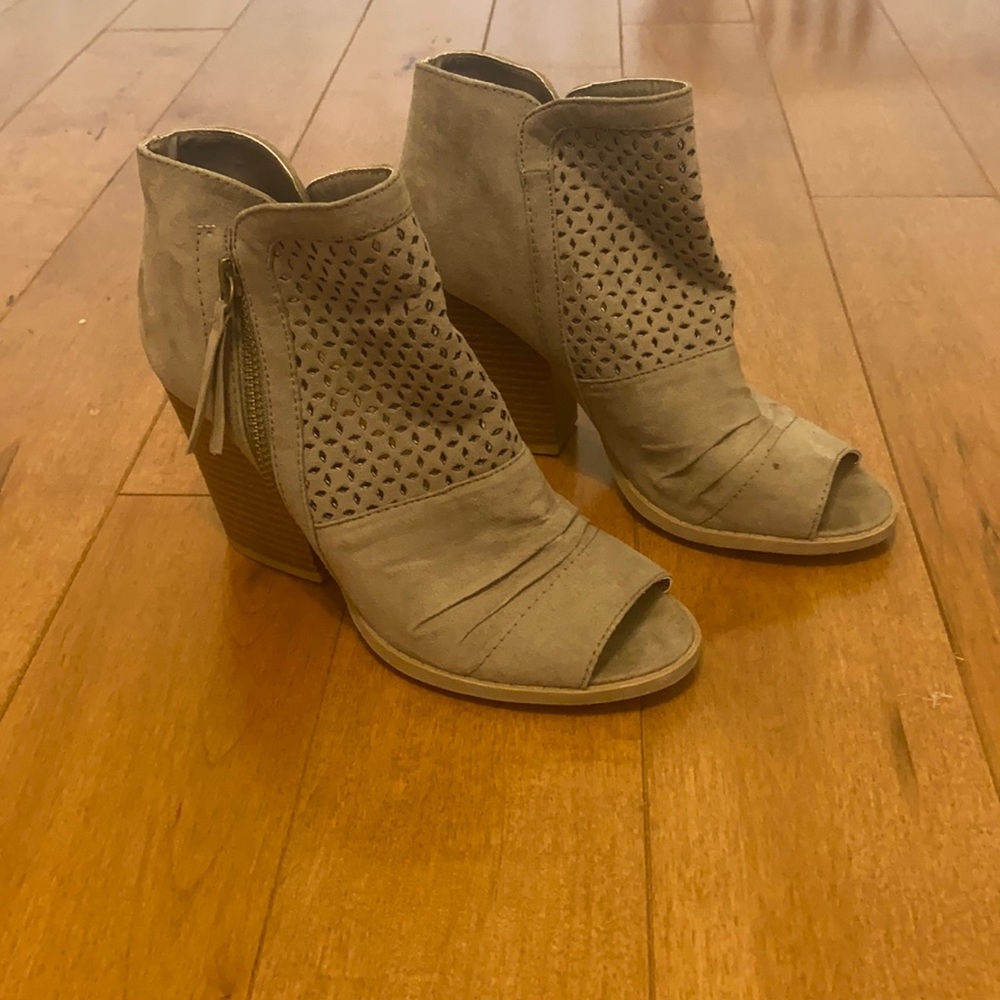 Summer Wedge